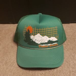 Dakine trucker hat